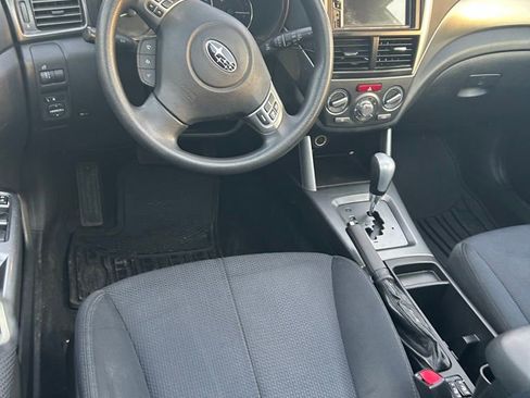 Used 2011 Subaru Forester 2.5X Premium w/ All-Weather Pkg image 5