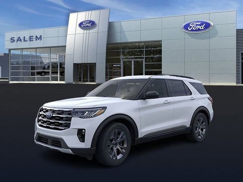 New 2026 Ford Explorer Active w/ Active Comfort Package image 2