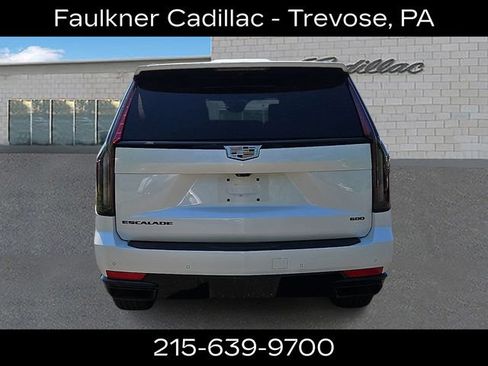 Used 2021 Cadillac Escalade Sport w/ Driver Assist Tech Package AWD/4WD image 5
