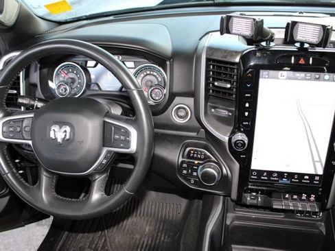 Used 2022 RAM 1500 Big Horn AWD/4WD image 29