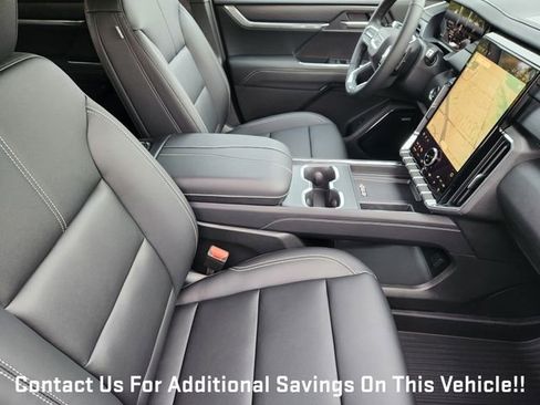New 2026 GMC Acadia Elevation w/ Elevation Premium Package FWD image 10