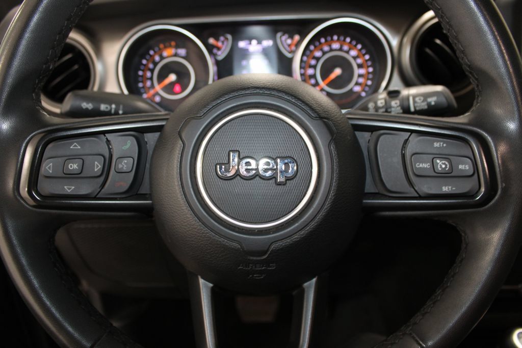Used 2023 Jeep Wrangler Unlimited Sport AWD/4WD image 32