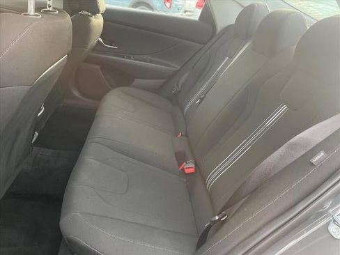 Used 2024 Hyundai Elantra SEL image 16
