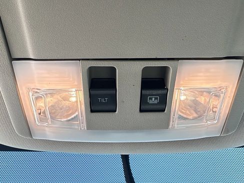 Used 2012 Lincoln MKX FWD w/ Wood Pkg image 20