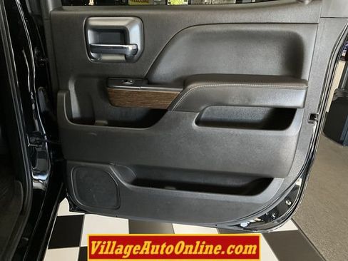 Used 2018 GMC Sierra 3500 Denali w/ Duramax Plus Package AWD/4WD image 34