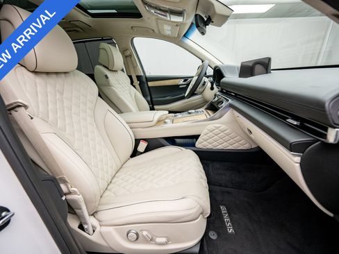 Used 2024 Genesis GV80 3.5T w/ Prestige Package AWD/4WD image 12