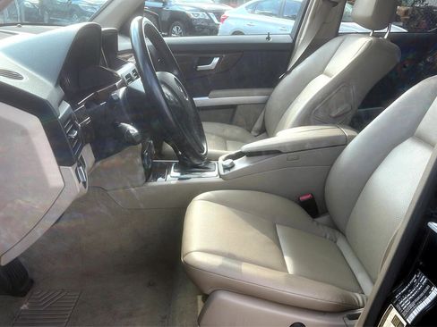 Used 2012 Mercedes-Benz GLK 350 4MATIC image 10