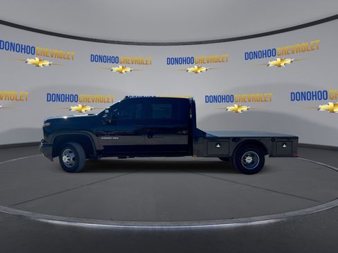 Used 2025 Chevrolet Silverado 3500 W/T w/ WT Convenience Package AWD/4WD image 5