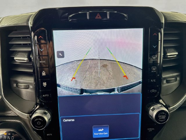 Used 2023 RAM 1500 Laramie AWD/4WD image 18