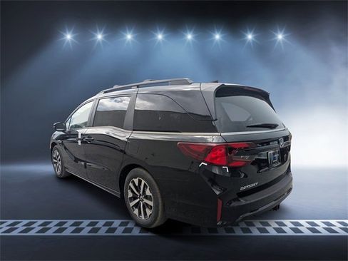New 2026 Honda Odyssey EX-L image 5