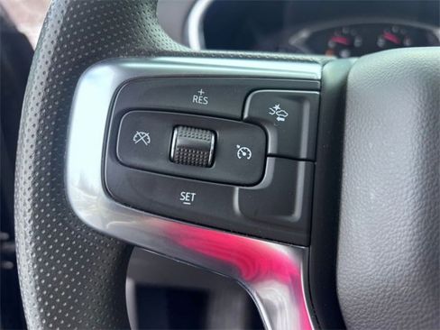 Used 2021 Chevrolet Blazer LT image 17