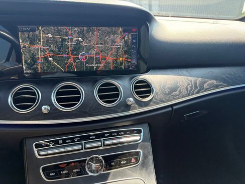 Used 2017 Mercedes-Benz E 300 4MATIC image 13