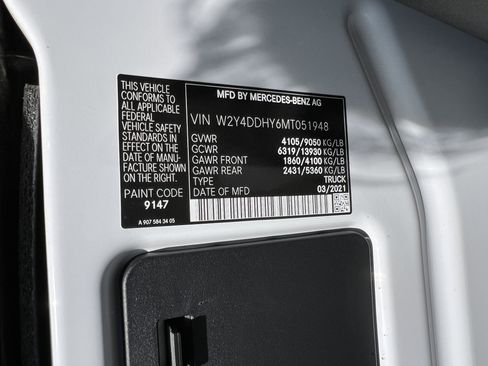 Used 2021 Freightliner Sprinter 2500 RWD image 13