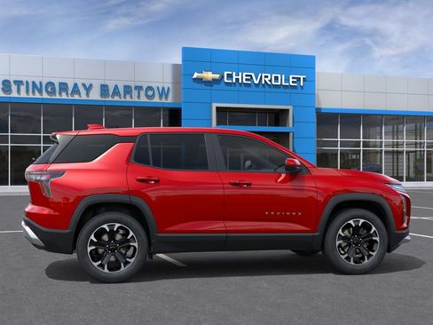 New 2027 Chevrolet Equinox LT w/ Convenience Package II FWD image 6