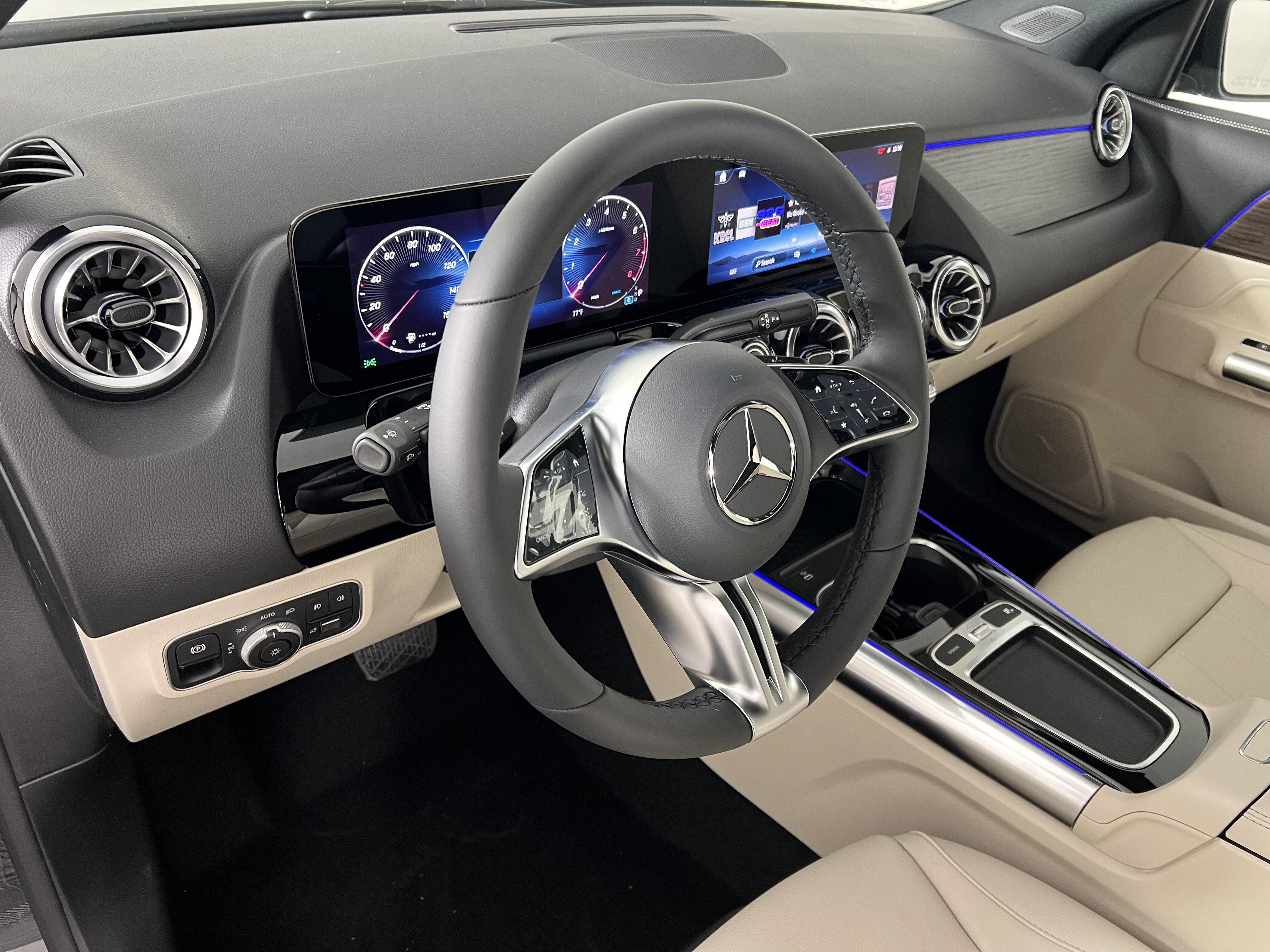 New 2026 Mercedes-Benz GLA 250 image 17