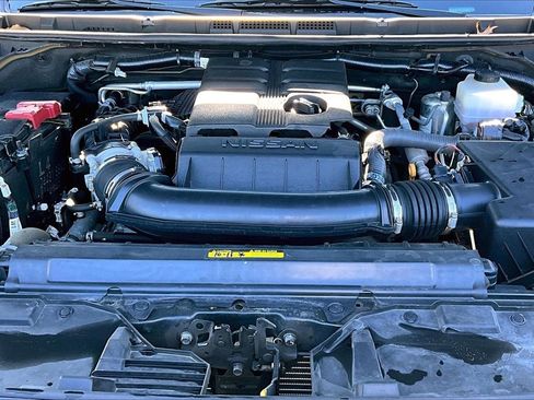 Used 2023 Nissan Frontier SV image 28