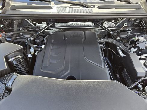 New 2025 Audi Q5 Premium Plus image 33
