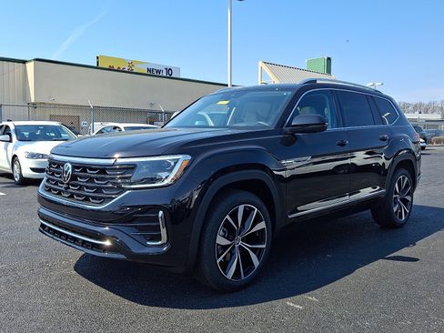 New 2026 Volkswagen Atlas SEL Premium R-Line AWD/4WD image 2