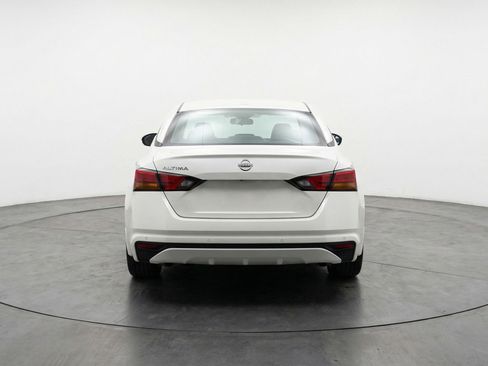 Used 2025 Nissan Altima 2.5 SV image 7
