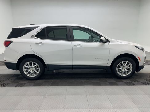 Certified 2024 Chevrolet Equinox LT image 8