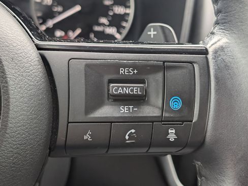 Used 2021 Nissan Rogue SL FWD image 26