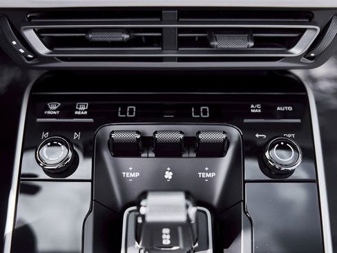 Used 2025 Porsche 911 Turbo S image 68