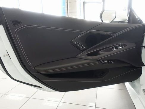 Used 2024 Chevrolet Corvette Stingray Preferred Cpe w/ Z51 Performance Package image 8