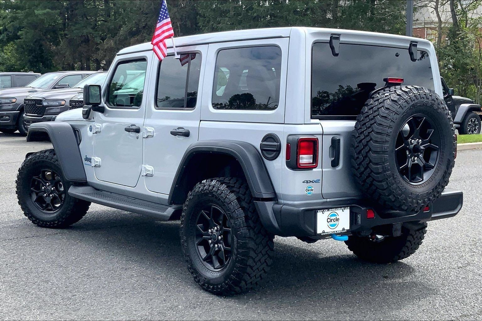 Certified 2024 Jeep Wrangler Unlimited AWD/4WD image 11