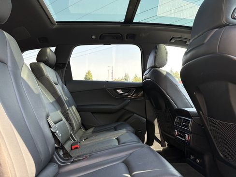 Used 2018 Audi Q7 3.0T Prestige AWD/4WD image 21