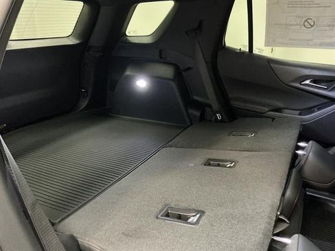 New 2027 Chevrolet Equinox RS w/ LPO, Floor Liner Package AWD/4WD image 30