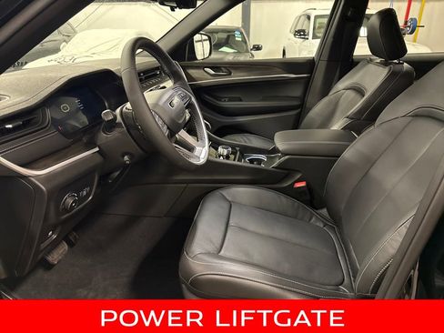 New 2026 Jeep Grand Cherokee Limited image 10