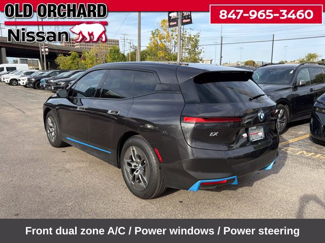 Used 2023 BMW iX xDrive50 w/ Ultimate Package 2 AWD/4WD image 8