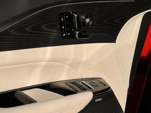 New 2026 Cadillac Lyriq Signature Luxury image 20