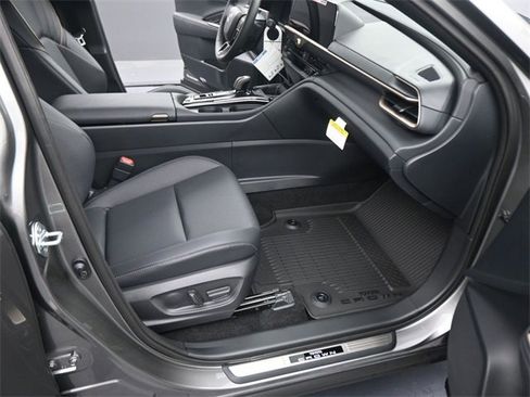 New 2026 Toyota Crown Limited w/ Advanced Technology Package image 12