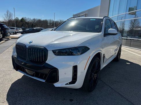 New 2026 BMW X5 sDrive40i w/ M Sport Package image 3