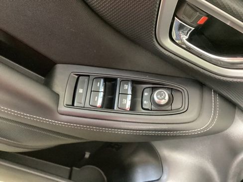 Used 2019 Subaru Forester Premium image 17