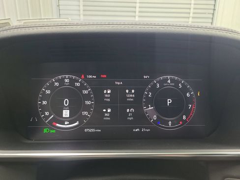 Used 2020 Land Rover Range Rover HSE AWD/4WD image 25