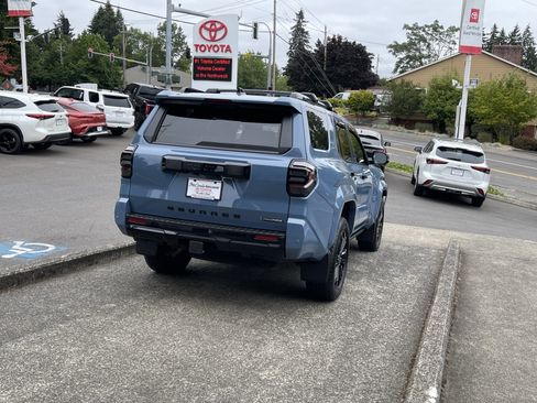 Certified 2025 Toyota 4Runner Platinum AWD/4WD image 8