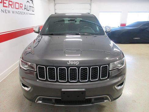 Used 2018 Jeep Grand Cherokee Limited AWD/4WD image 8