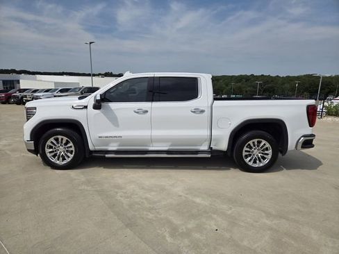 Used 2022 GMC Sierra 1500 SLT RWD image 5