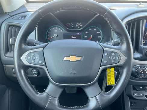 Used 2020 Chevrolet Colorado Z71 AWD/4WD image 22