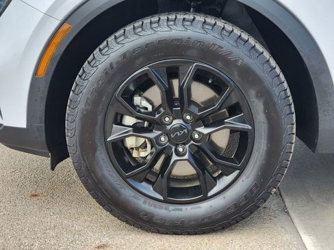 Certified 2025 Kia Sportage X-Pro AWD/4WD image 10