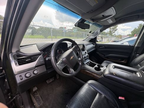 Used 2016 Chevrolet Suburban LS AWD/4WD image 10
