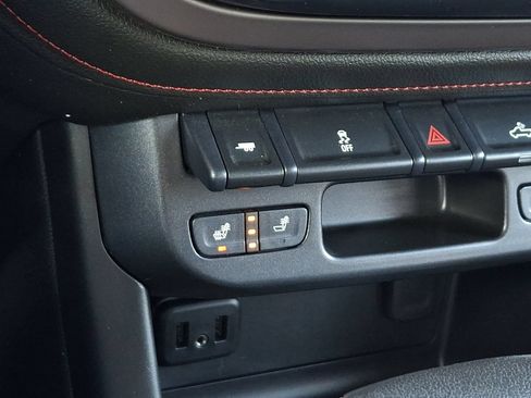 Used 2020 GMC Canyon All Terrain w/ Trailering Package AWD/4WD image 24