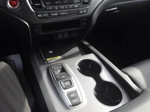 Certified 2024 Honda Passport EX-L image 25