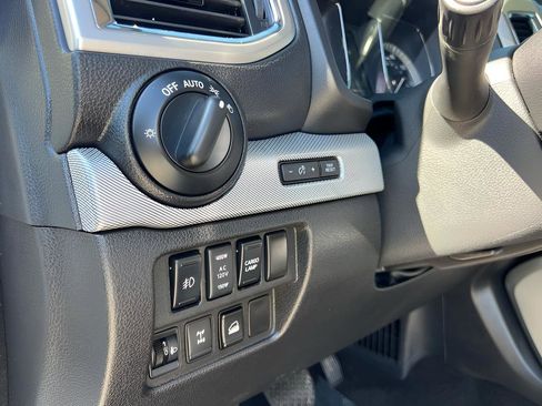 Used 2018 Nissan Titan PRO-4X w/ Pro-4x Utility Package AWD/4WD image 41