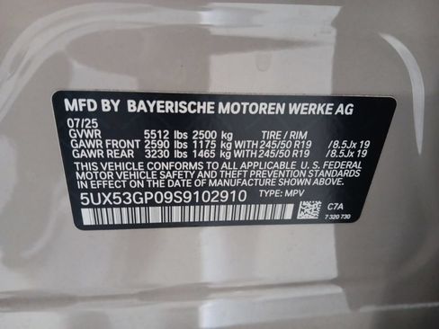 Certified 2025 BMW X3 xDrive30i w/ Premium Package AWD/4WD image 3