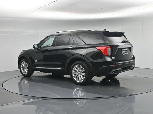 Certified 2023 Ford Explorer King Ranch w/ Technology Package AWD/4WD image 7
