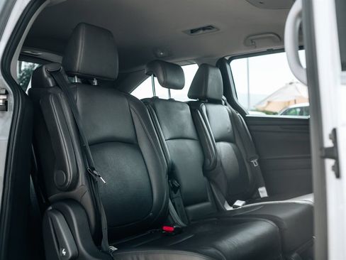 Used 2018 Honda Odyssey Elite image 53