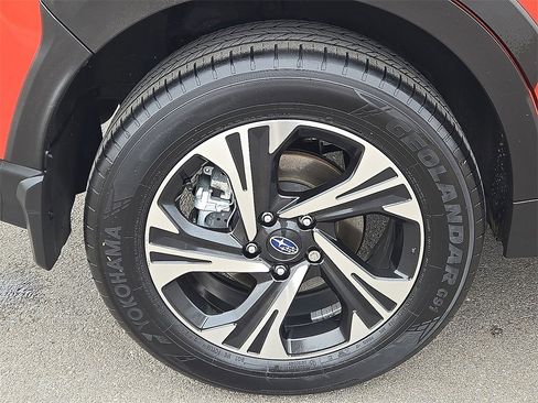 Used 2024 Subaru Crosstrek 2.0i Premium image 7